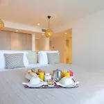 Hotel La 3*