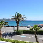 海滩酒店 圣马克西姆