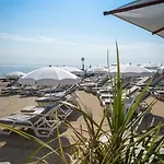 Hotel La 3*